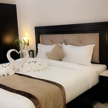 Hotel Bahia Heights Bathinda Exterior foto